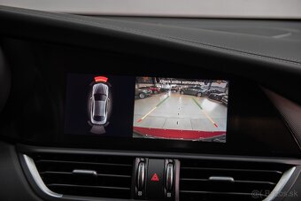 Alfa Romeo Giulia 2.0 206kW, automat, 4x4, 2022, DPH - 20