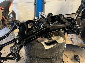 Mercedes 190e w201 - 20