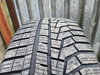 Zimné pneumatiky Hankook Winter ICept - 205/55 r17 95V - 20