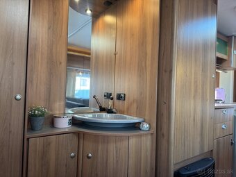 Burstner Averso 550 TK Mover, Predstan, Mikrovlnka - 20