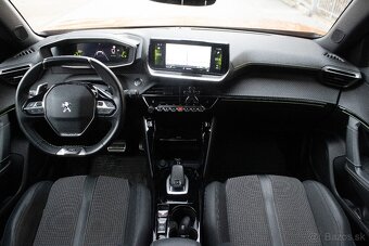 Peugeot 2008 1.2 Puretech 130 GT, 96kW (2021) - odp. DPH - 20