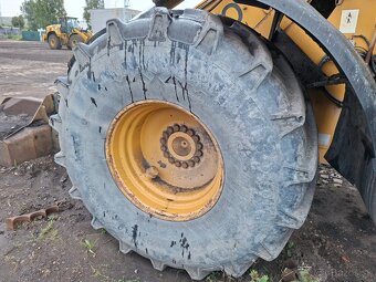 CATERPILLAR 930H 4X4 - 20