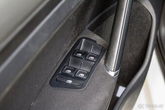 Volkswagen Golf Variant 1.6 TDI Comfortline DSG - 20