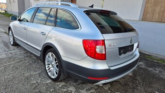 Škoda Superb Combi Scout  2.0 TDI CR 4x4 170k Elegance - 20