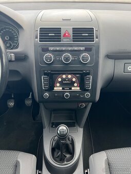 PREDAM VOLKSWAGEN TOURAN 2.0TDi 103kW dovoz DE - 20