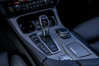 BMW Rad 5 M550d xDrive / HEADUP / PANO / ACC - 20