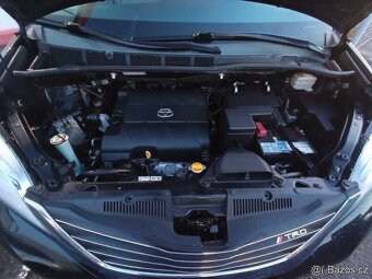 TOYOTA SIENNA XLE 3,5 V6 AWD 2015 NOVÝ MODEL 7 míst LPG - 20