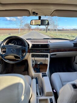 BMW E32 750i Brokatrot - 20