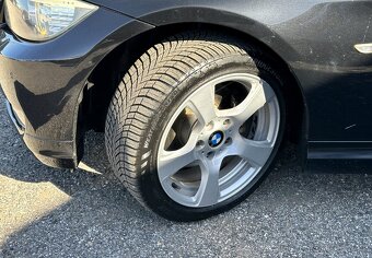 BMW Rad 3 Touring 320d A/T - 20