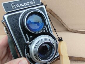 Starý fotoaparat FLEXARET s krytkou a pouzdrem - 20