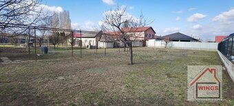 Rodinný dom s veľkým pozemkom Sereď, Poľná ul. - 20