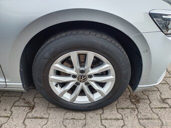 VW Passat B8 Variant 2.0TDI 110kW DSG ACC - záruka Autodraft - 20