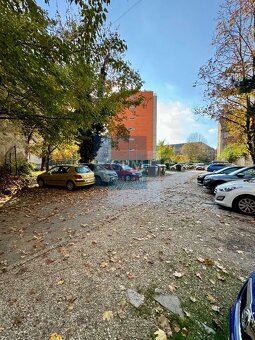 Ponúkame na predaj 3 - izbový byt na Šancovej ulici s dvoma  - 20