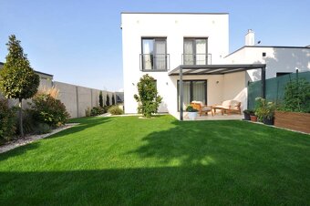 Perla v mori priemernosti - 4i prémiový RD Miloslavov - 20