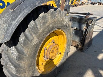 KOMATSU WB93S-5EO - 20