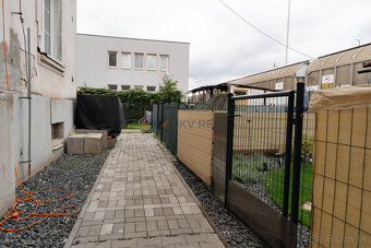 Exkluzívny 3i byt 111 m² so záhradou a 3 park. miestami - 20