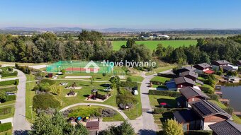 Vilka pri jazere a lese v prestížnom Penati Golf Resort - 20