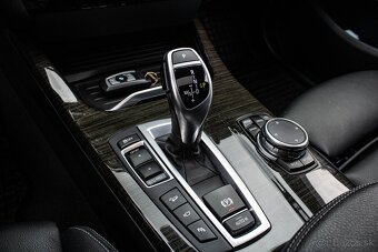 BMW X4 35d M Packet, Strešné okno, ACC, Harman Kardon, HUD - 20