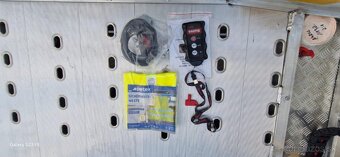 Odtahový špeciál Iveco Daily - 20