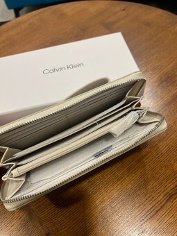 Damske značkové peňaženky CK, GUESS, VALENTINO - 20