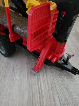Prepravník dreva s nakladačom Bruder - 20
