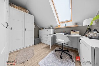 Krásny , slnečný , dvojgeneračný rodinný dom vo Vajnoroch - 20