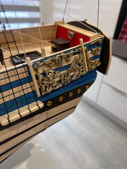 Dreveny model plachetnice. - 20