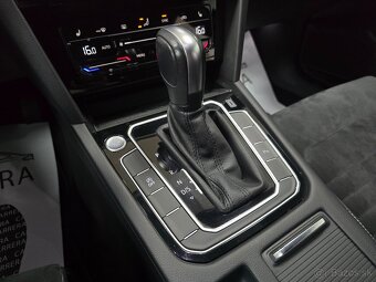 Volkswagen Passat Variant 2.0TDi R-LINE DSG - 20