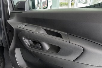 Fiat Dobló Cargo Combi L2 CrewCab 1.5 AT8 - 20