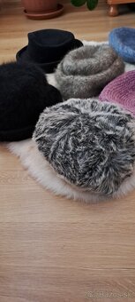 Pekne retro klobuky a ciapky - 20