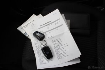 Toyota Prius 1.8 Plug-in Hybrid Executive - 20