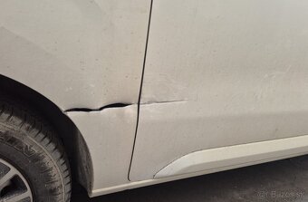 Peugeot Traveller 2.0 BlueHDi Long 8miestne 110kW M6 - 20