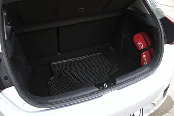 Kia Ceed 1.6 GDi, Silver, 99kw, MT6 - 20