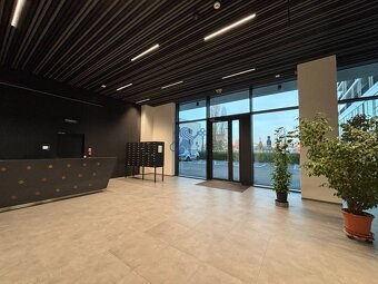 Na PREDAJ | 4izb. veľkometrážny ateliér | Prístavná ulica - 20