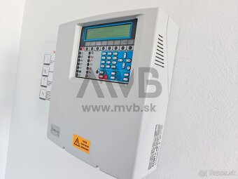 ADMINISTRATÍVNO‑TECHNOLOGICKÉ CENTRUM V MARCELOVEJ - 20