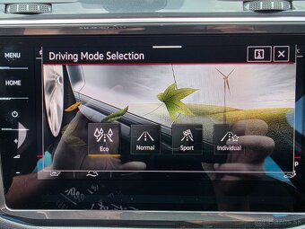 VW TIGUAN R-LINE r.v. 2024 2.0 CRTDI 110KW 4X4 DSG FUL VÝBAV - 20