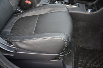 Mitsubishi Outlander 2.20 SR. voz, 7miestne - 20