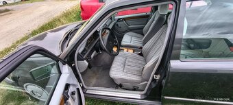 Mercedes W124 230E - 20