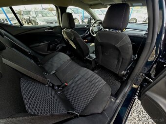 Opel Astra 1.4 Selection 74kW 100HP M5 Rezervované - 20