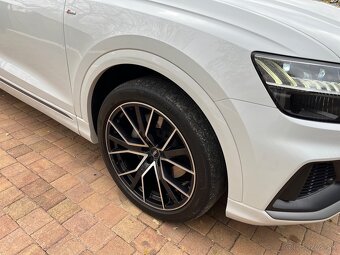 Audi Q8 50 TDI quattro – S line – TOP STAV - 20