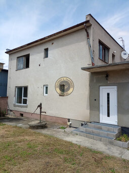 Rezervované Na predaj 5-izbový  rodinný dom v obci Košolná - 20