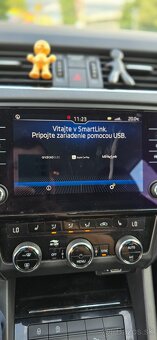 Škoda Octavia rv.2019 LED,NAVI,ACC,,AMBIENT,,VIRTUAL COCPIT - 20