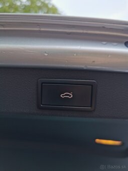 Predám Škodu Superb combi 2.0 TDI Style - 20