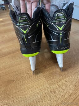 Brankárska výstroj - 20