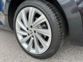 Škoda Superb Combi 2.0 TDI SCR Style DSG - 20