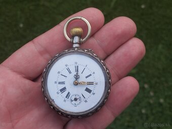 Starožitné dvoupláštové stříbrné zdobené kapesní hodinky. - 20