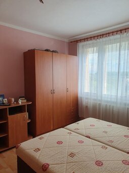 Veľký 2 izbový s loggiou - 20