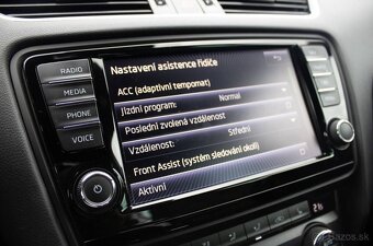 Škoda Octavia Combi 2.0 TDI DPF RS DSG - 20