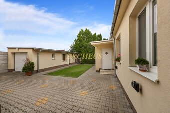 NA PREDAJ RODINNÝ DOM S PRÍSTAVBOU MALACKY, HVIEZDOSLAVOVA - 20