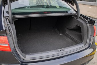 Audi A4 2.0 TDI 120k, 88kW Edition,M6 - 20